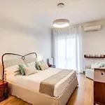 Casa Degli Aranci 33 *